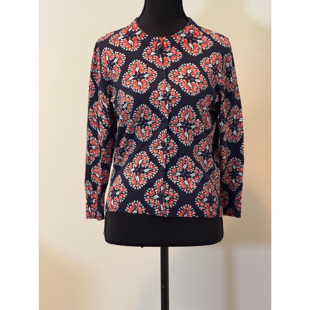 Crown & Ivy 3/4 Sleeve Cardigan Sweater in Navy/Pink Medallion Print